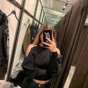 zara going out top